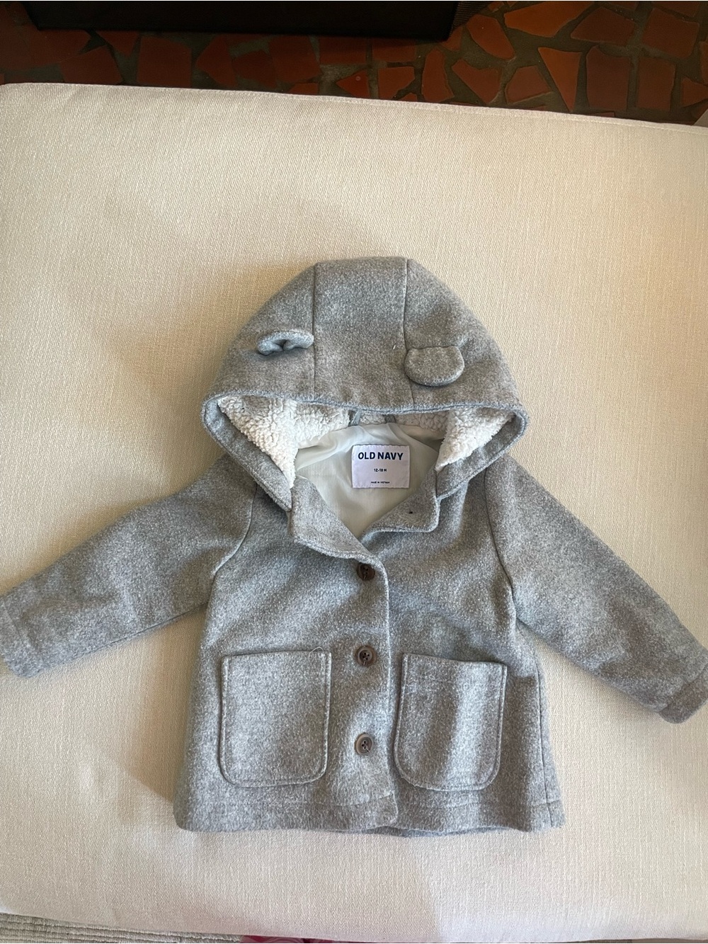 Old Navy Toddler Hooded Coat in Light Gray with Sherpa Lining